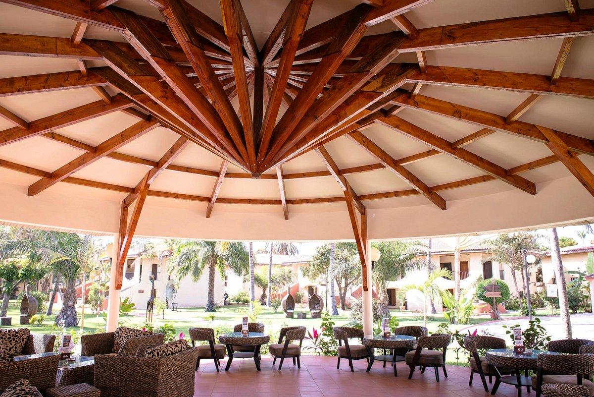 Ocean Bay Hotel & Resort Bakau Dış mekan fotoğraf